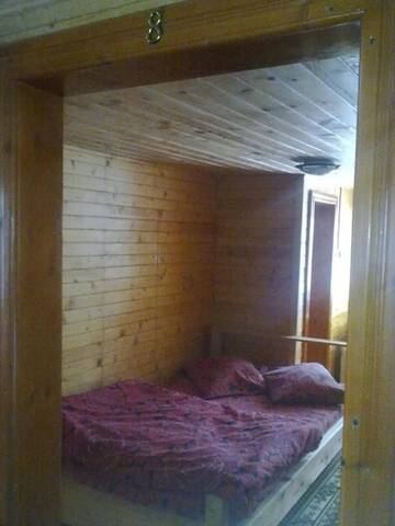 Фото номера Двухместный номер с 1 кроватью Фермерские дома Pensiunea Scarisoara г. Gheţari 3