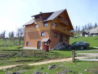 Фото Лоджи Cabana Georgiana Maria г. Gheţari